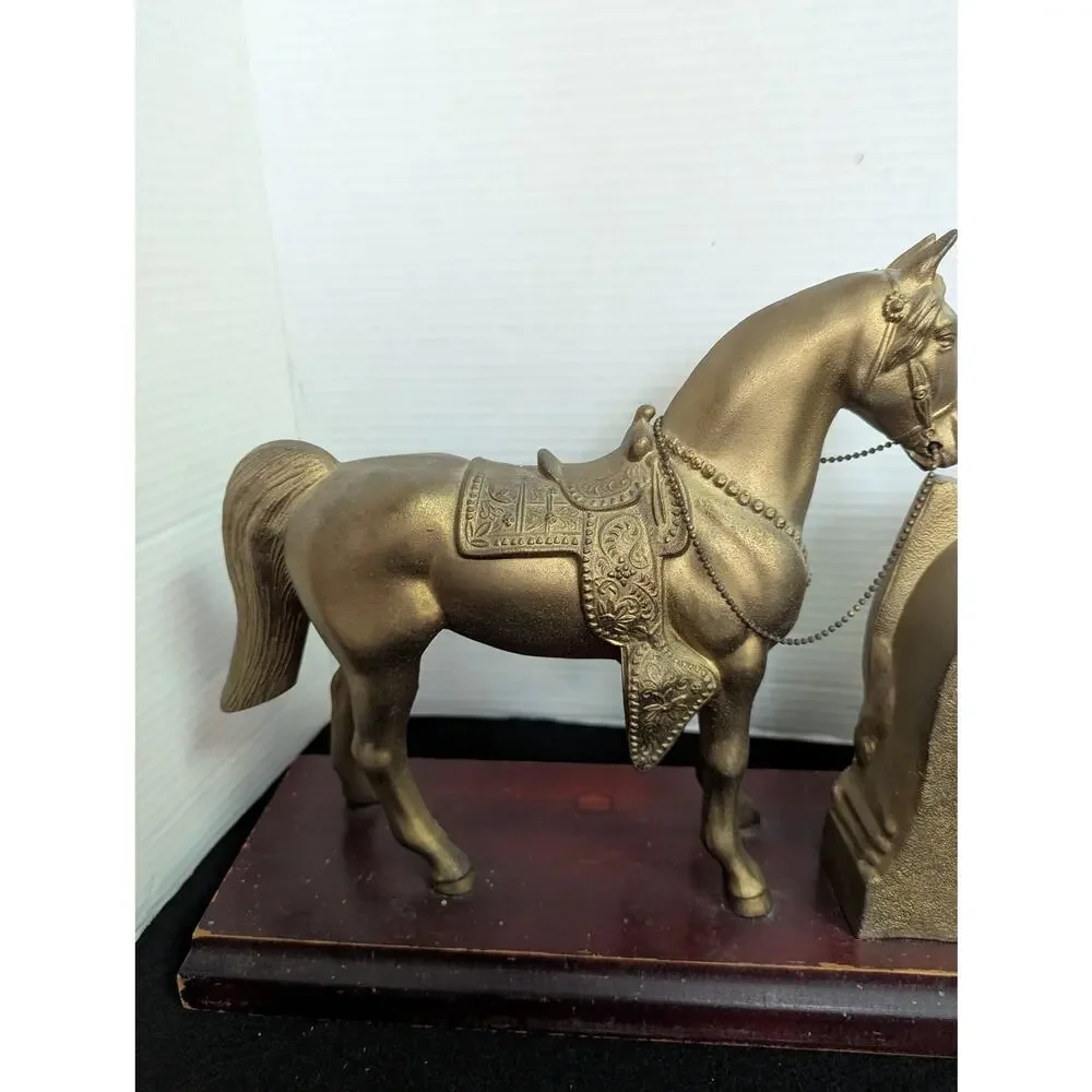 Vintage Kitschy Western Gold Horse Clock Retro Horseshoe Mantel Clock Equestrian